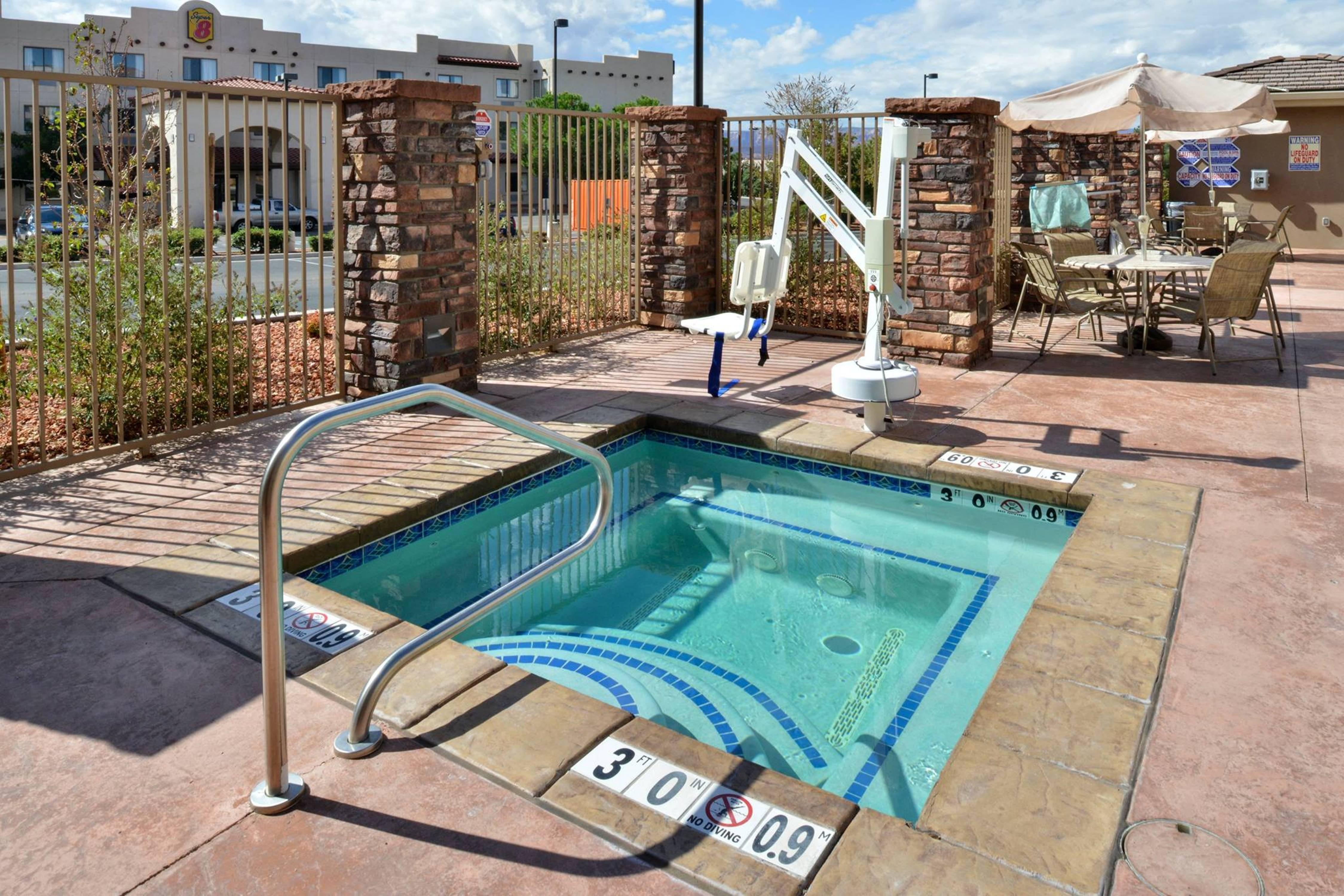 Holiday Inn Express & Suites Page - Lake Powell Area By Ihg Kültér fotó