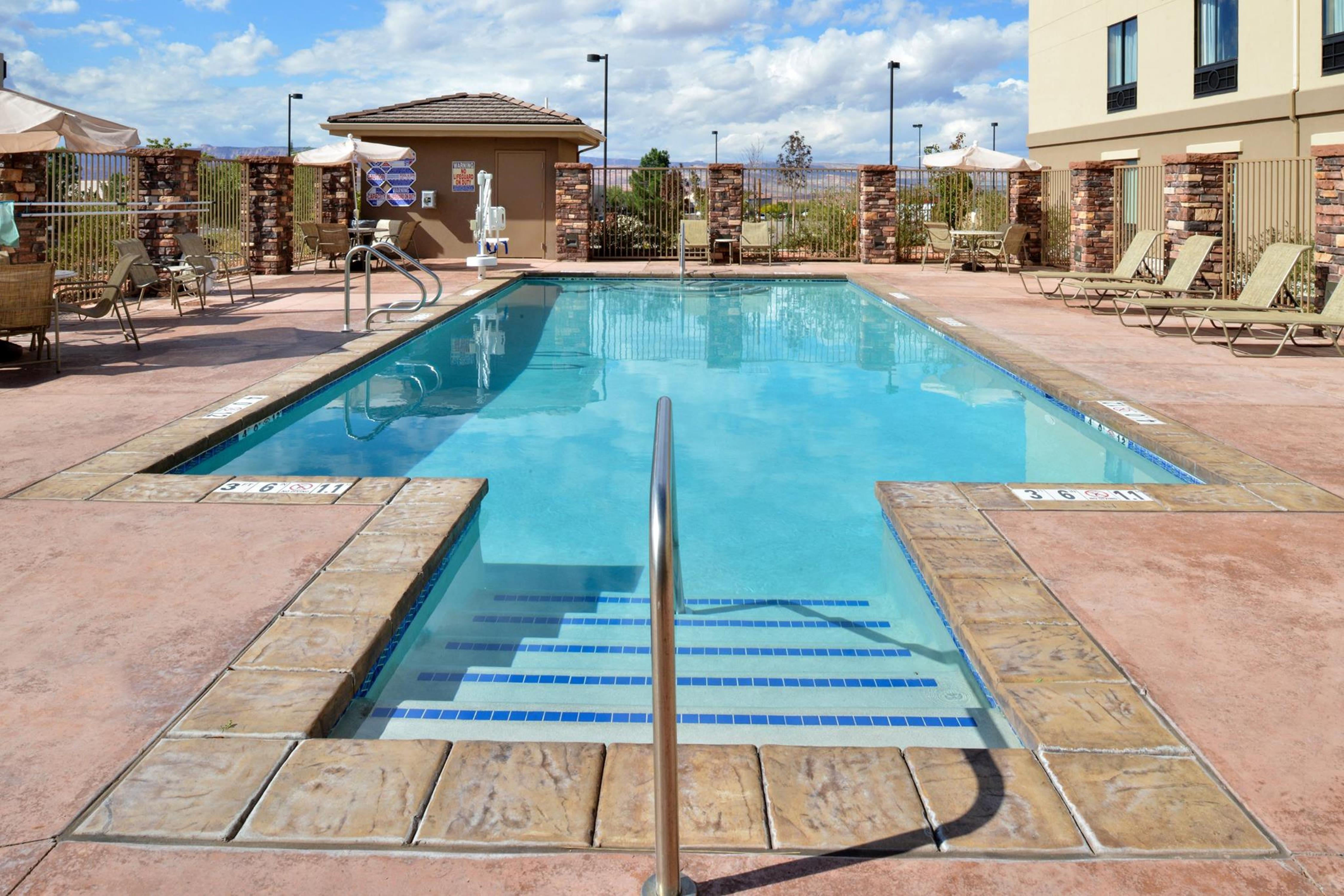 Holiday Inn Express & Suites Page - Lake Powell Area By Ihg Kültér fotó