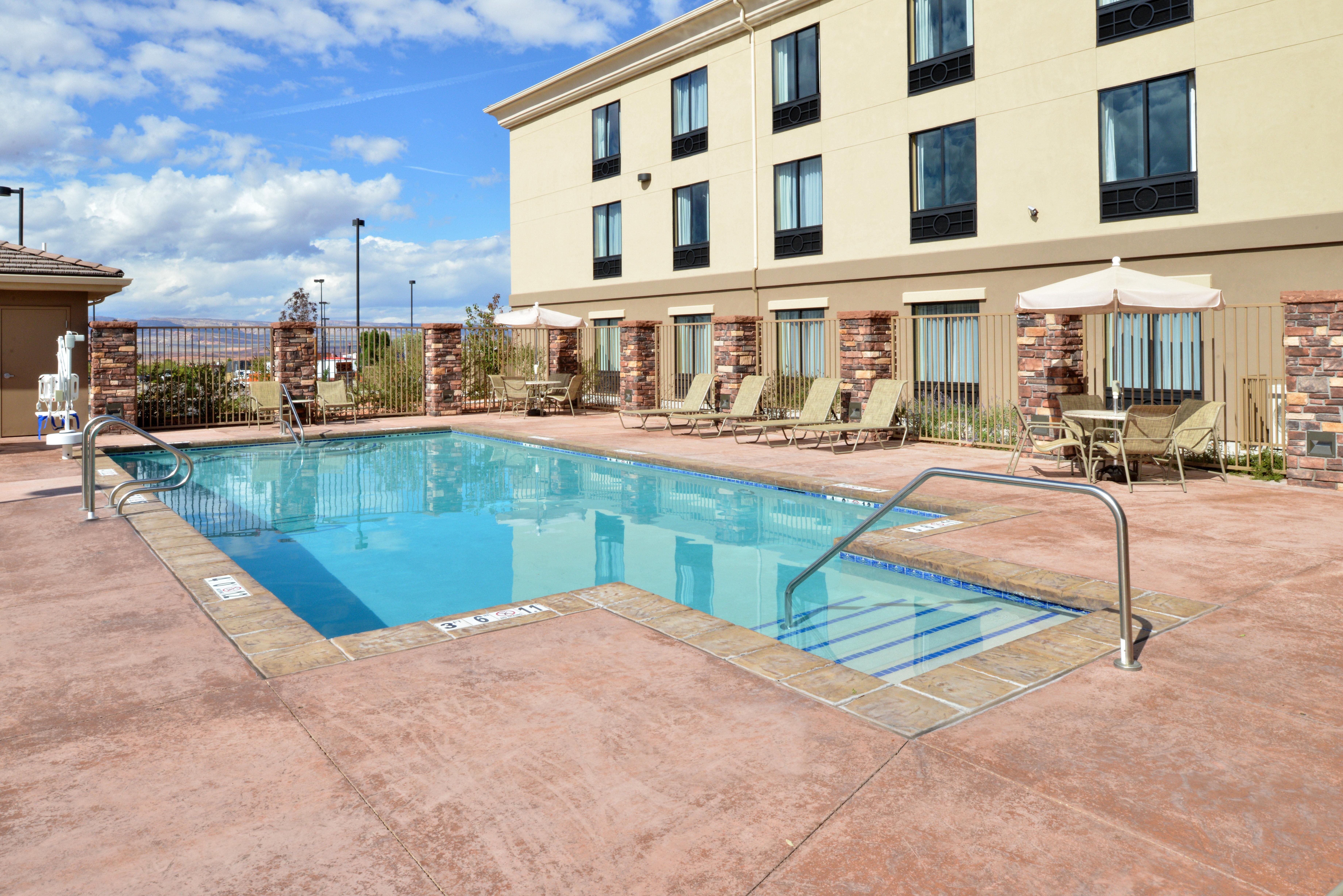 Holiday Inn Express & Suites Page - Lake Powell Area By Ihg Kültér fotó
