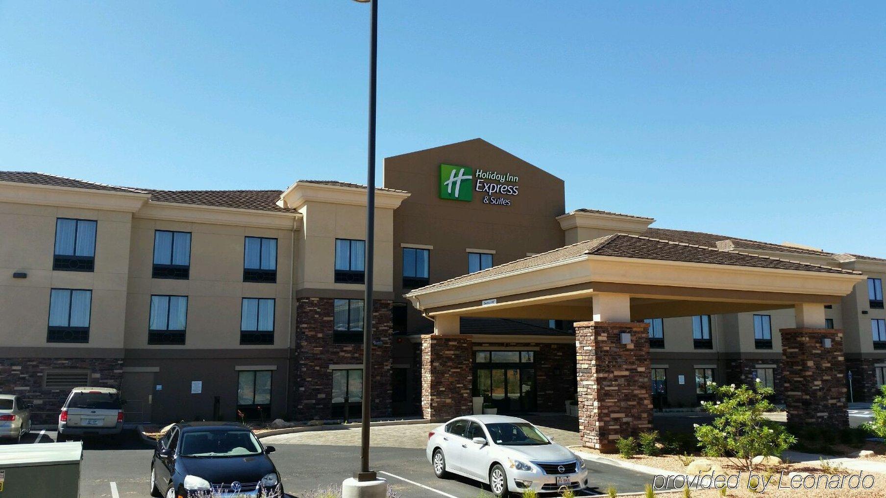 Holiday Inn Express & Suites Page - Lake Powell Area By Ihg Kültér fotó